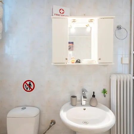 Sofi's Flat In The Center, 5min To The Sea