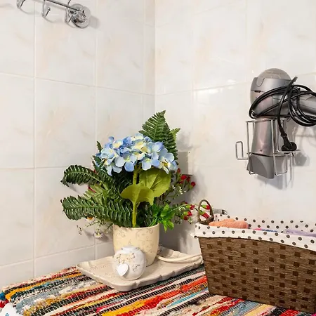 Апартаменты Sofi's Flat In The Center, 5min To The Sea Каламата