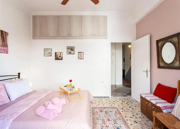 Sofi's Flat In The Center, 5min To The Sea * Kalamata