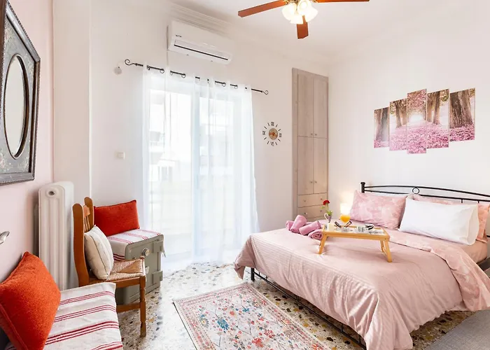 Appartement Sofi's Flat In The Center, 5min To The Sea Kalamata