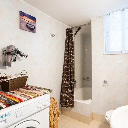 Sofi's Flat In The Center, 5min To The Sea * Kalamata