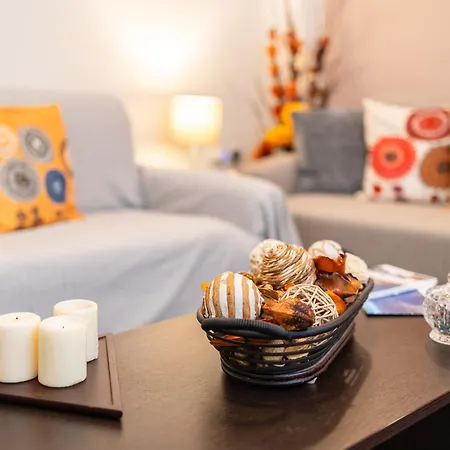 Sofi's Flat In The Center, 5min To The Sea * Kalamata