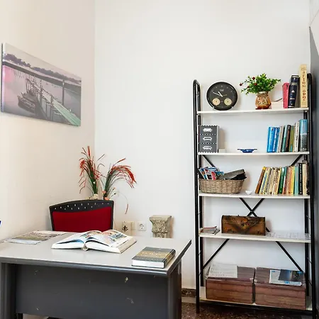 Sofi's Flat In The Center, 5min To The Sea Apartment