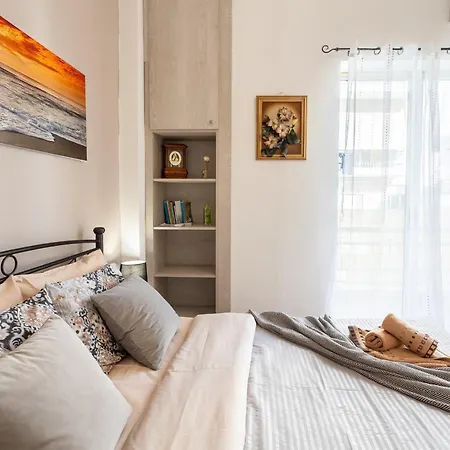 Sofi's Flat In The Center, 5min To The Sea *