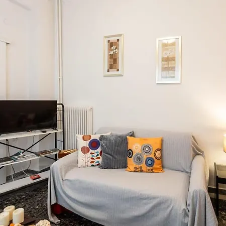 Sofi's Flat In The Center, 5min To The Sea *