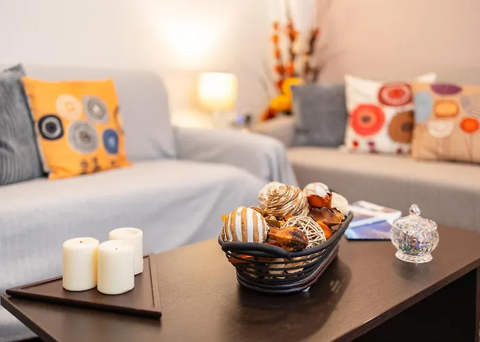 Sofi's Flat In The Center, 5min To The Sea * 칼라마타