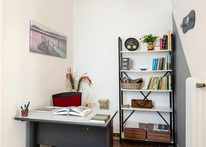 Sofi's Flat In The Center, 5min To The Sea アパート