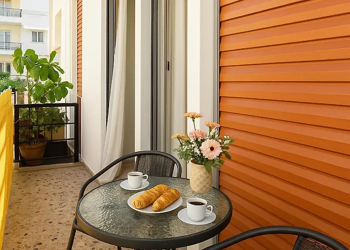 아파트 Sofi's Flat In The Center, 5min To The Sea